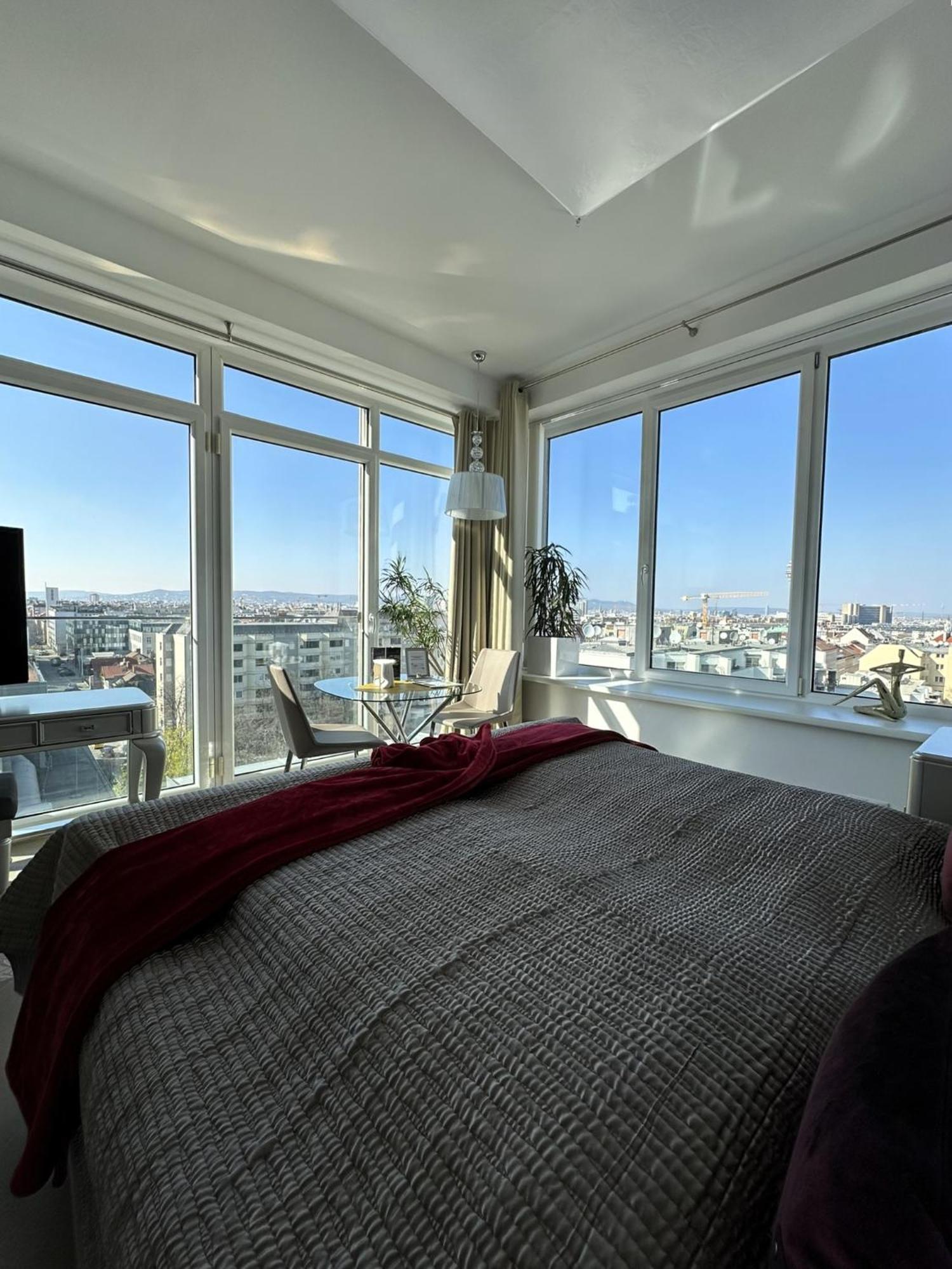 Panorama Apartments Wina Bagian luar foto