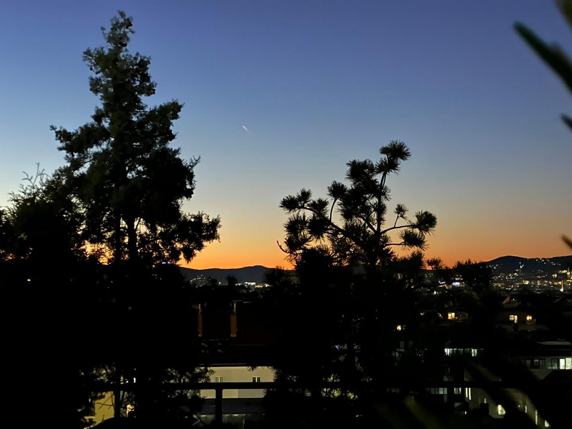 Panorama Apartments Wina Bagian luar foto