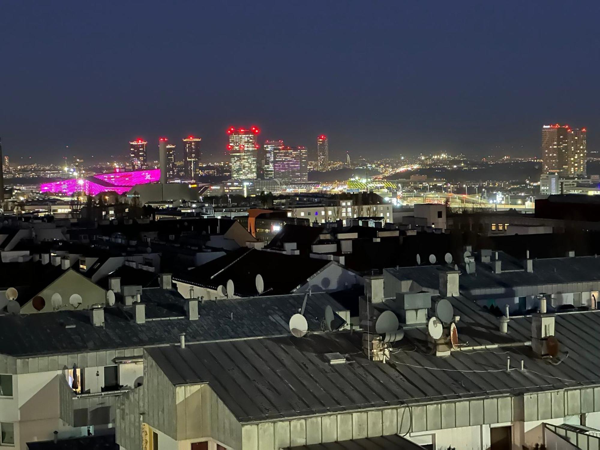 Panorama Apartments Wina Bagian luar foto